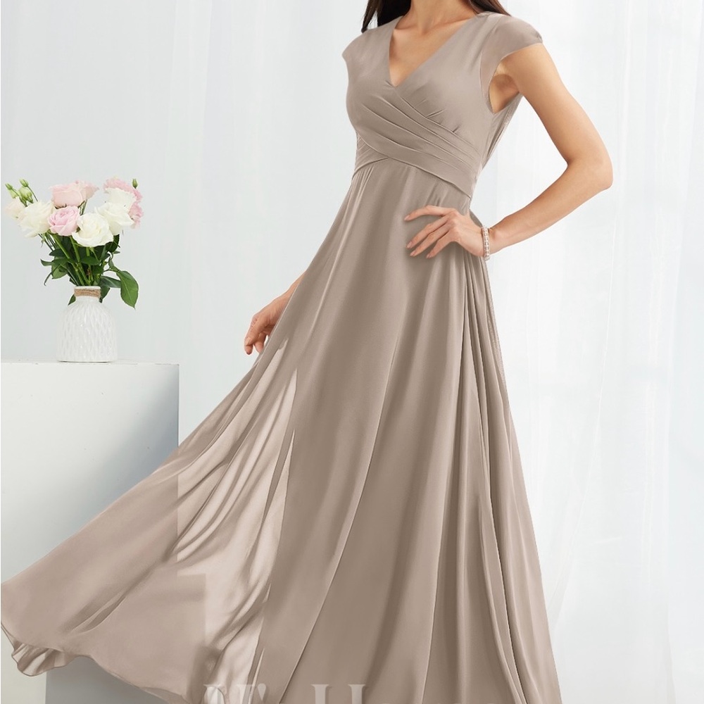 JJ’s House Taupe Bridesmaid Dress